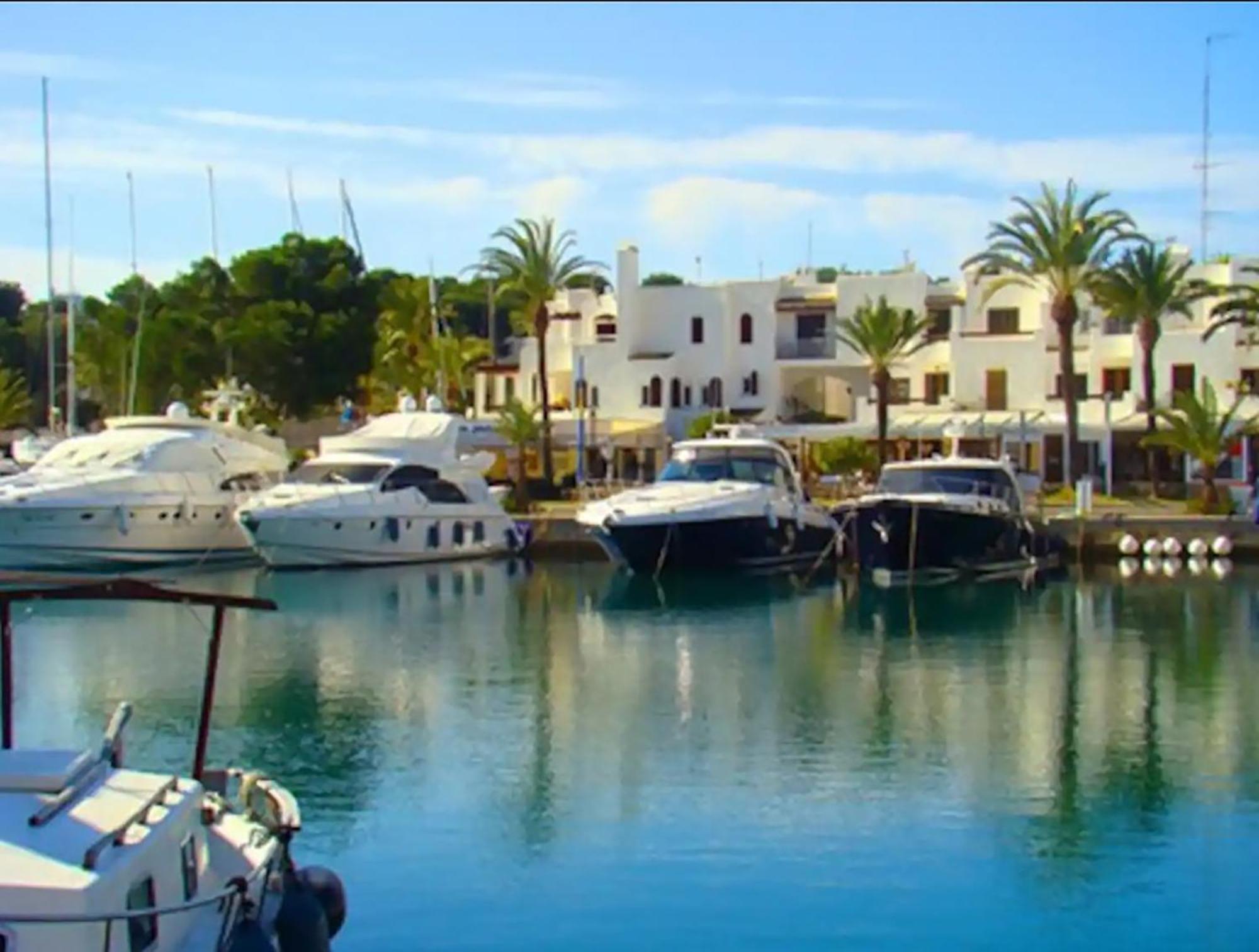 Holiday home La Perla De Cala D'or: 2 *